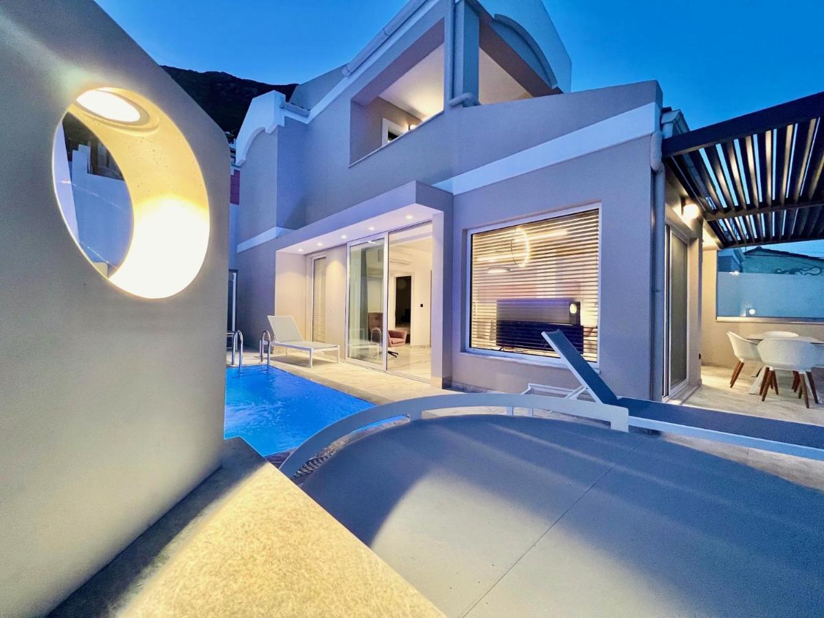 Luxury Villa Barbati Sun With Private Pool By Dadovillas エクステリア 写真