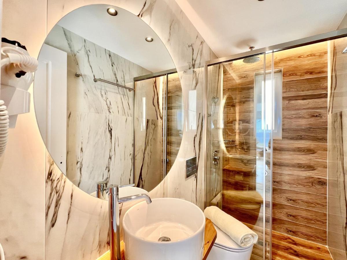 Luxury Villa Barbati Sun With Private Pool By Dadovillas エクステリア 写真